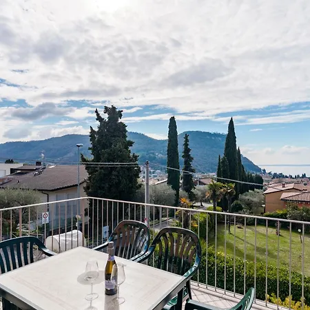 Terrazza Di Garda - Regarda Travel Garda (Verona)